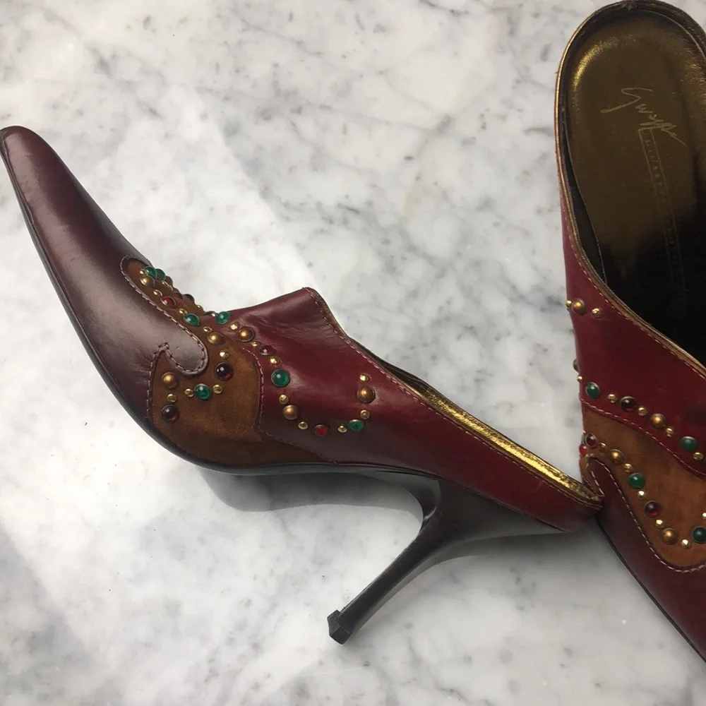 Giuseppe Zanotti design Size 7.5 Two-Tone Red & Brown Studded Pointed-Heel Mules - Picture 3 of 10